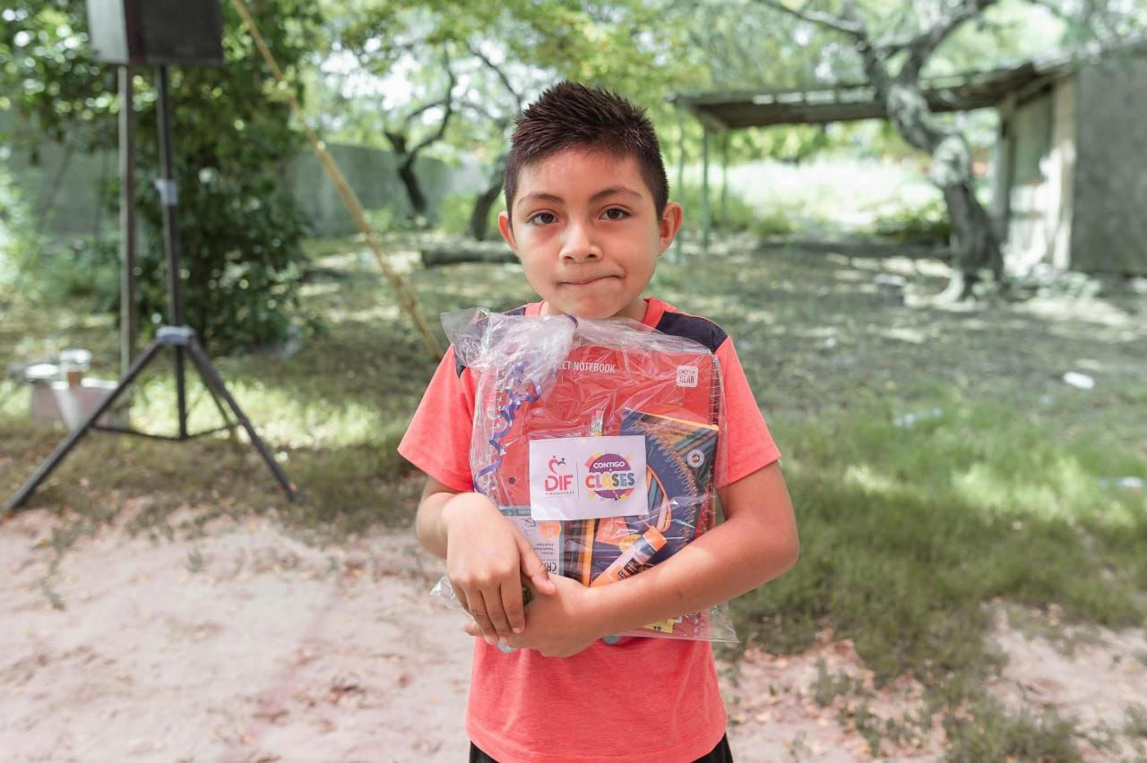 Realiza DIF Matamoros 3ra. Entrega de Despensa Estatal y kits escolares en Poblado Higuerillas e Islas aledañas