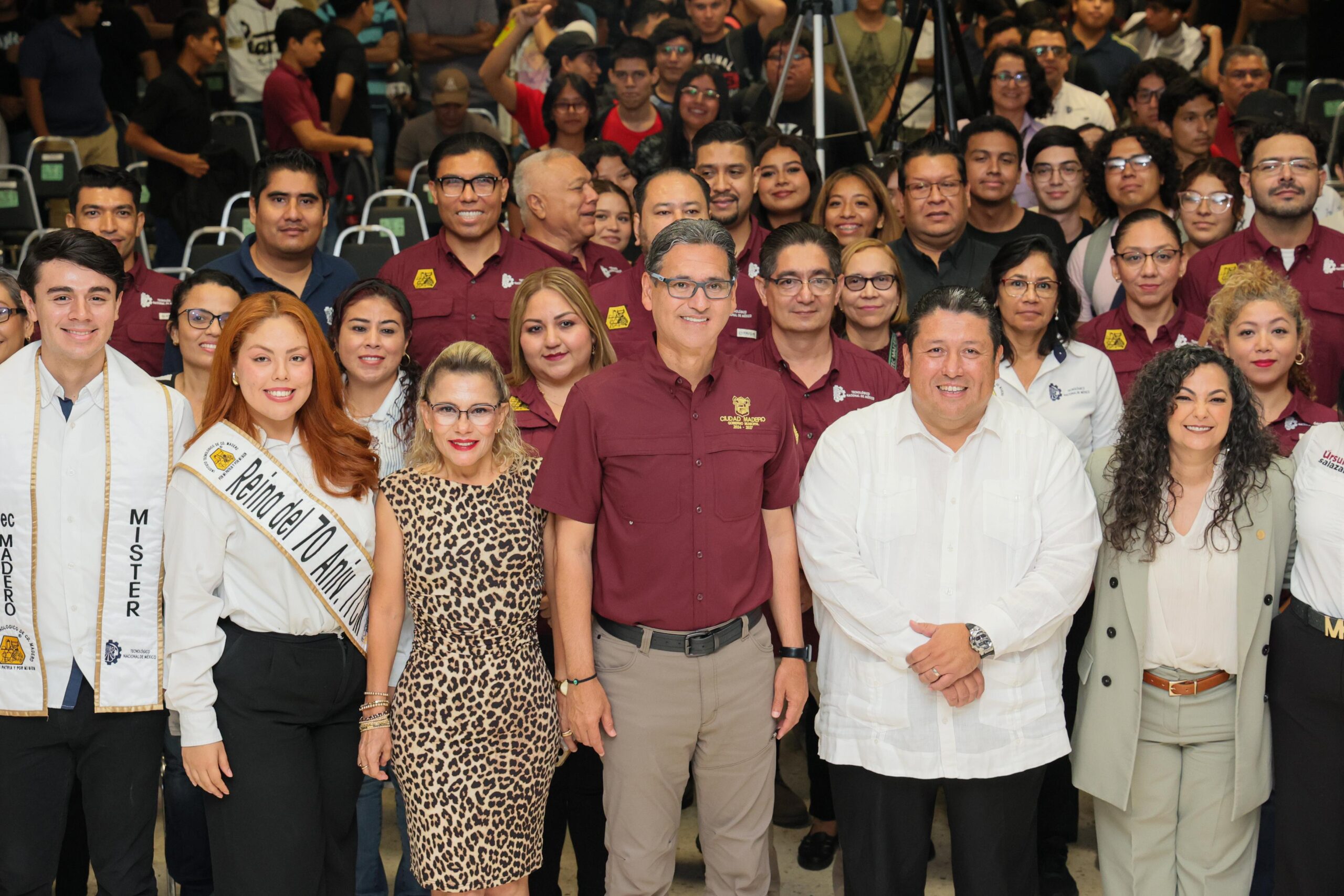 Erasmo González reconoce a alumnos del ITCM como ejemplo de superación académica
