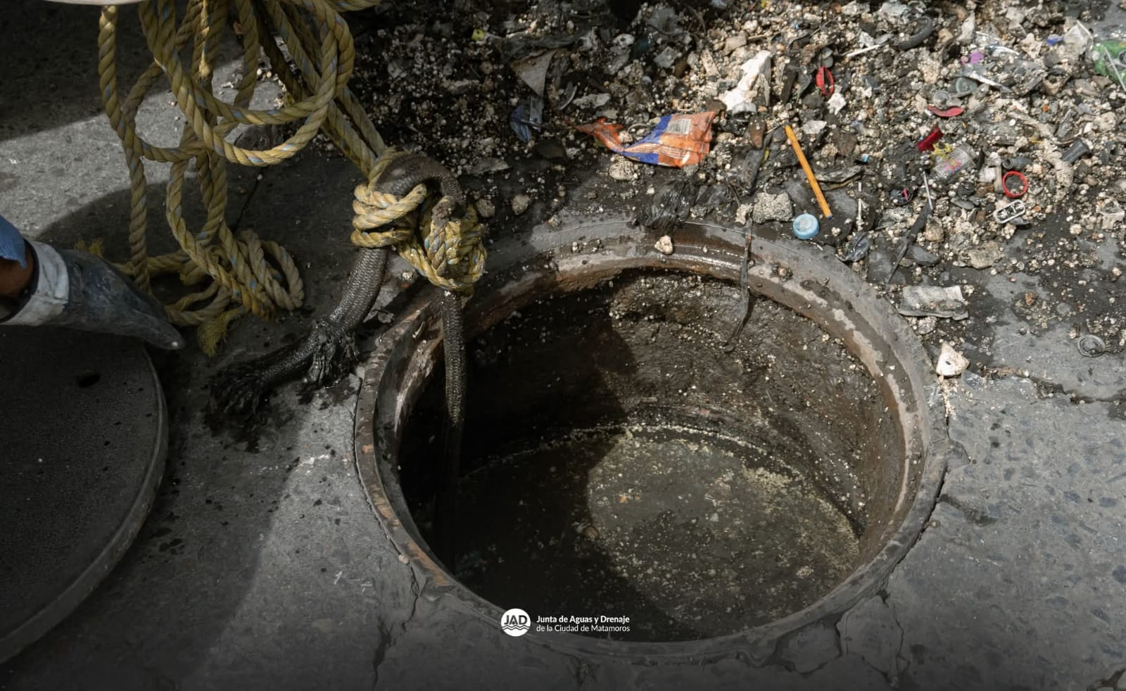 *Gobierno de Matamoros Efectúa gobierno de Matamoros trabajos de limpieza y desazolve en la zona centro*