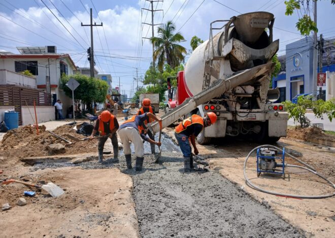 Avanza COMAPA SUR en trabajos de pavimentación y rehabilitación sanitaria en la colonia Unidad Nacional