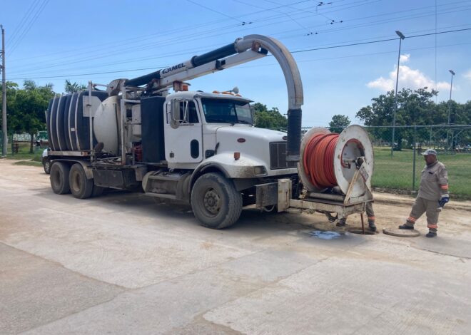 Brinda COMAPA Altamira mantenimiento a la red de drenaje