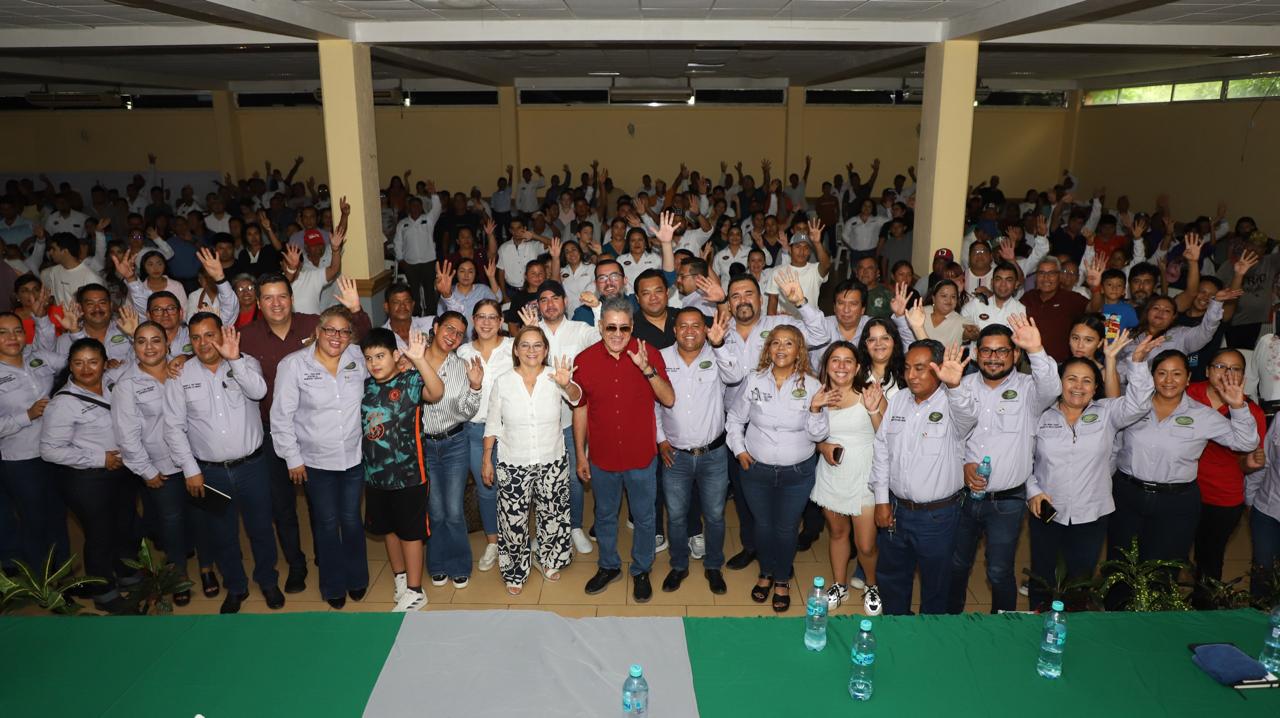 Respalda alcalde Armando Martínez a empleados sindicalizados del Ayuntamiento