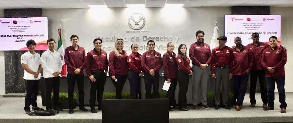 Cumple comunidad deportiva con capacitación en zona centro