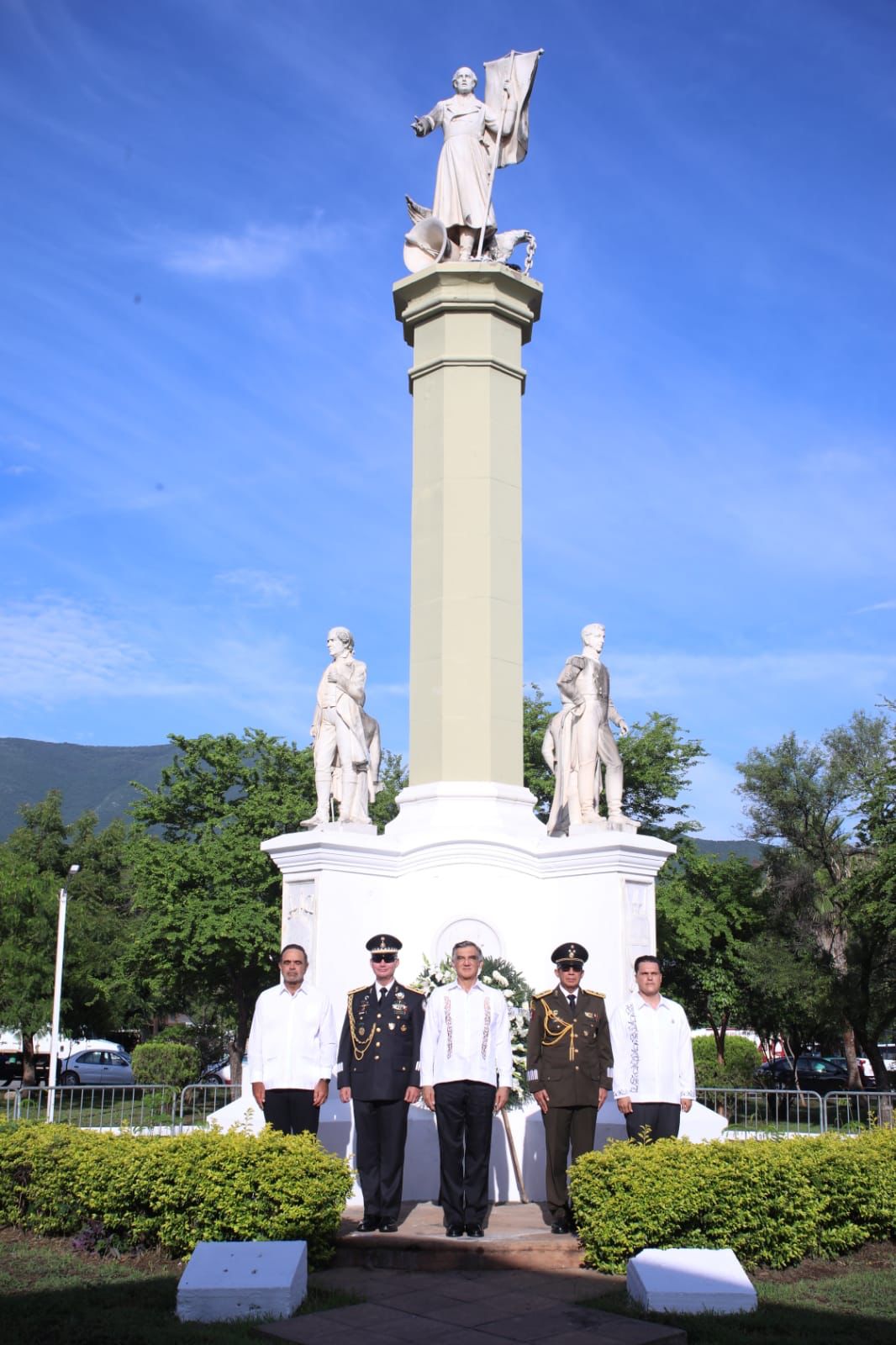 Encabeza Américo desfile cívico-militar: Tamaulipas celebra las Fiestas Patrias en paz