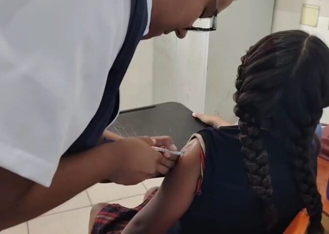 Pone en marcha Salud Campaña Intensiva de Vacunación contra el VPH 2025