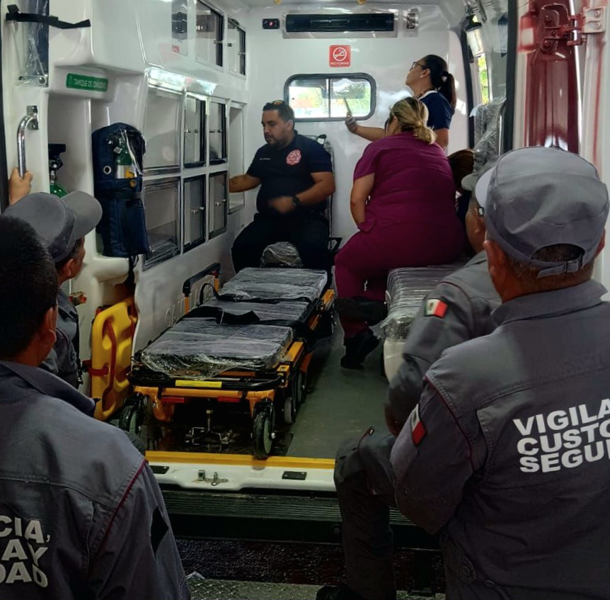 Reciben custodios penitenciarios y área médica del CEDES Laredo capacitación en primeros auxilios