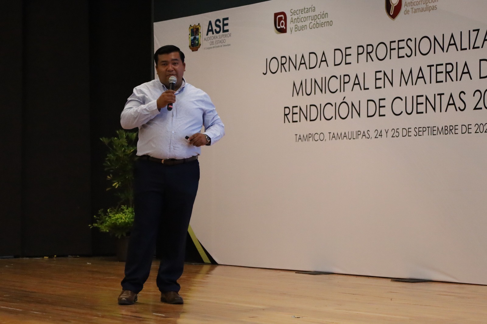 Capacita Transparencia para el Pueblo a alcaldes de la zona sur de Tamaulipas