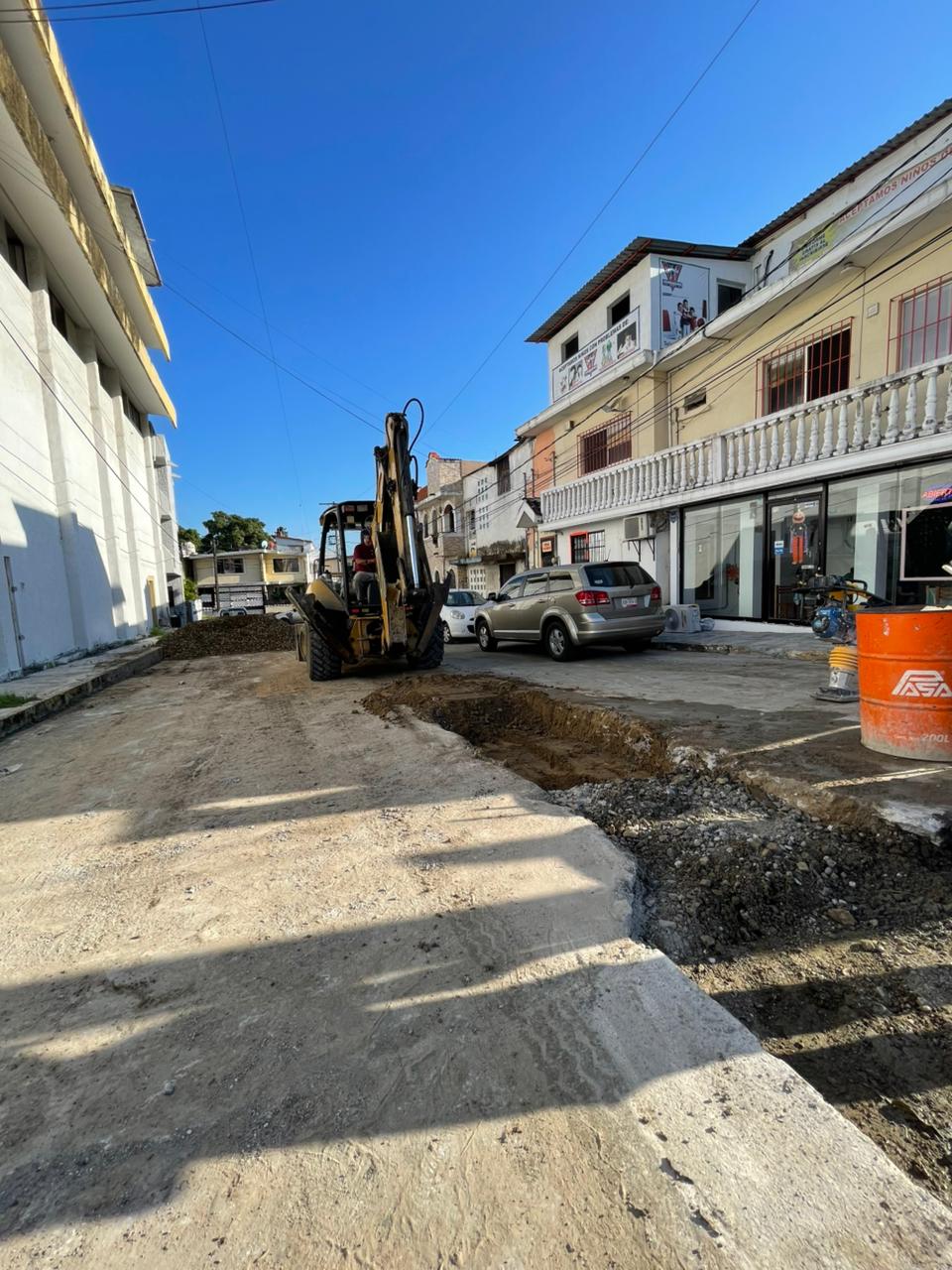 Acciones inmediatas de COMAPA SUR garantizan mejor servicio de drenaje en importante sector de Tampico