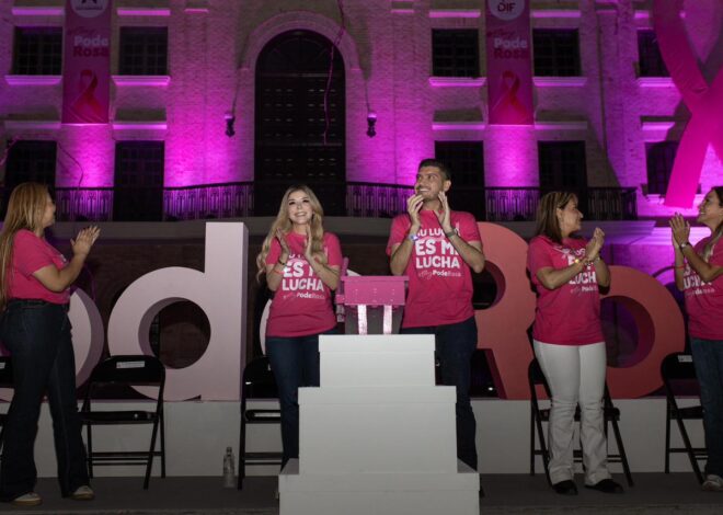 Con caminata de concientización y encendido de la Presidencia Municipal busca DIF Matamoros llevar un mensaje de apoyo y esperanza en el marco del mes rosa