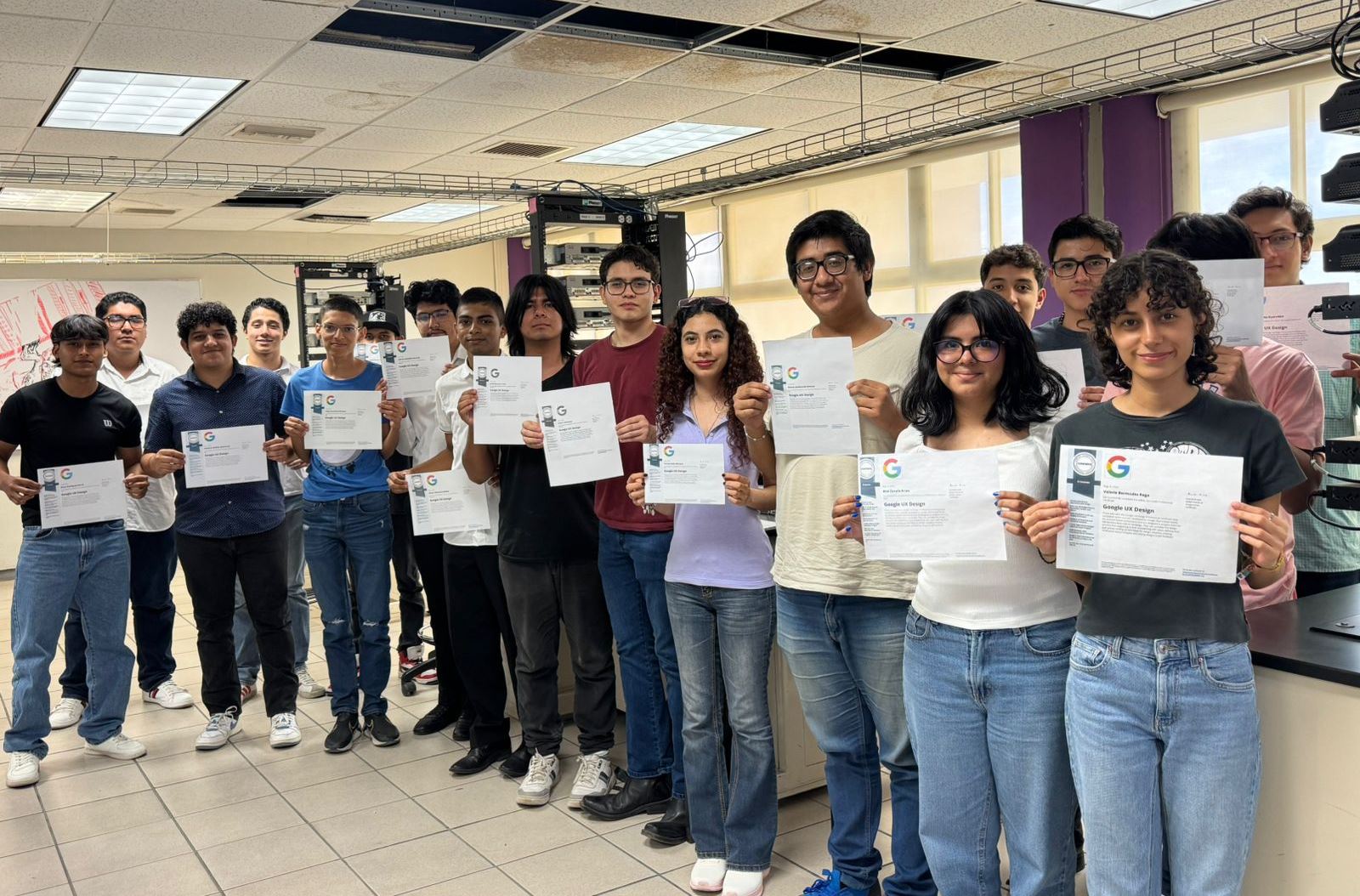 Fortalece UPV formación digital mediante certificaciones de Google