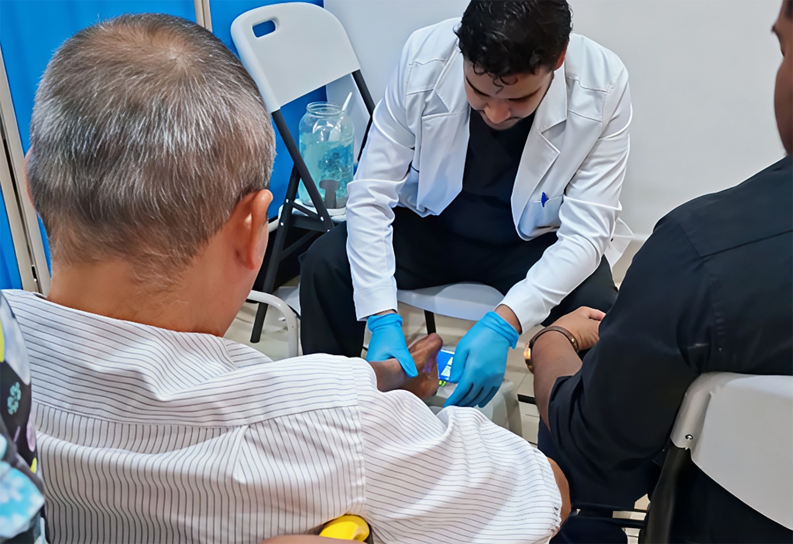 DIF Tamaulipas y Fundación Qishle llevan jornada de salud a la Casa Hogar del Adulto Mayor