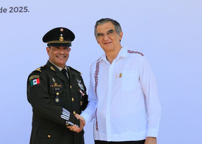 Asiste gobernador Américo Villarreal a toma de protesta del comandante interino de la 48 Zona Militar