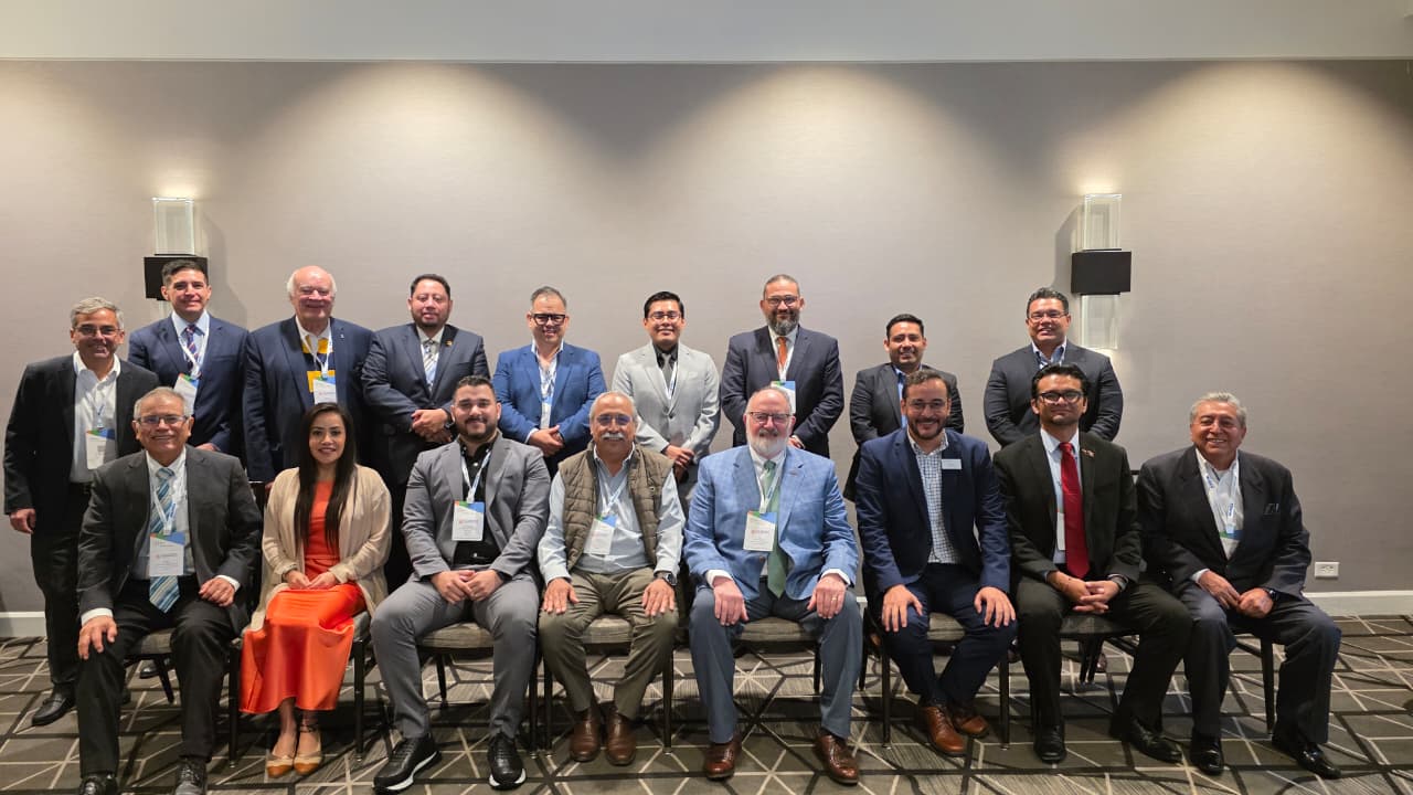 Funcionarios tamaulipecos exploran oportunidades para impulsar el uso de etanol