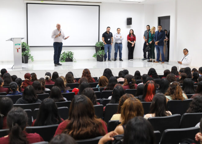 Reconocen alumnas de la UTTN a Corning por el programa Becas Choices