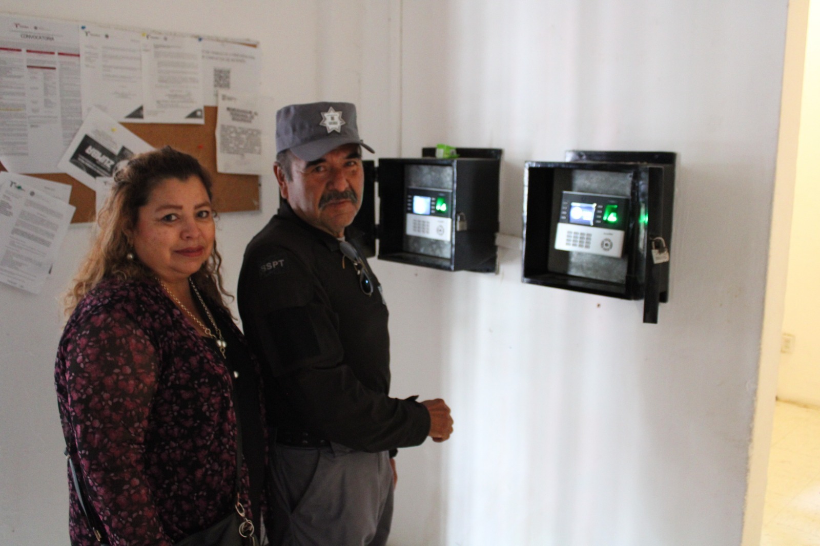 CEDES Victoria rinde homenaje a custodio por más de tres décadas de servicio