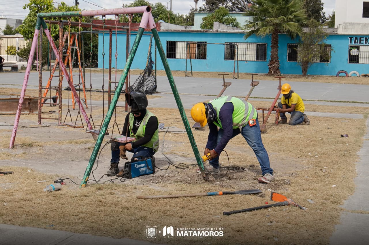 Recupera gobierno municipal, área recreativa en la Roberto Guerra para beneficio de las familias