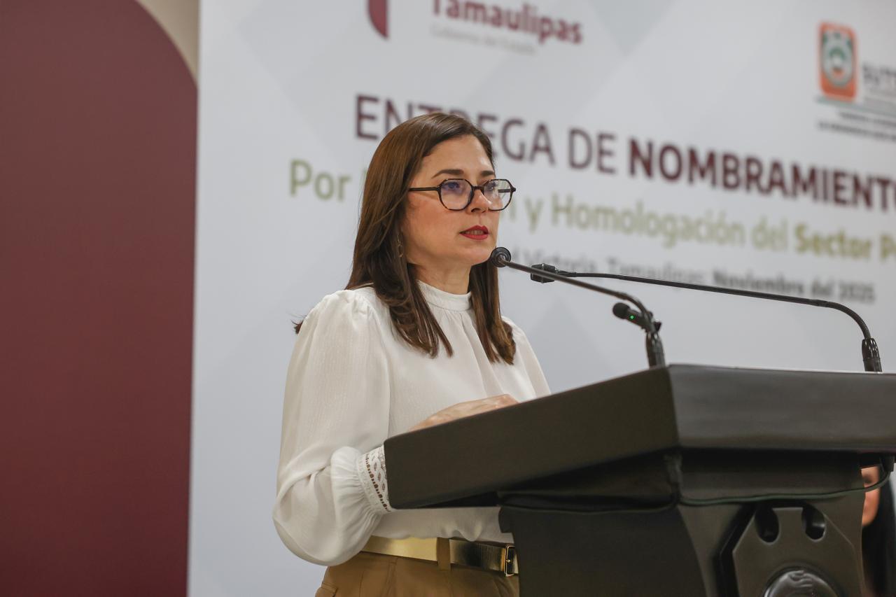 Brinda Gobierno del Estado certeza laboral a 108 servidores públicos