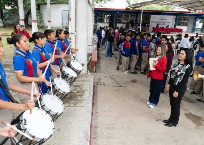 Mónica Villarreal encabeza ceremonia cívica y arranca segunda etapa del programa “Salud un Socioemocional”.