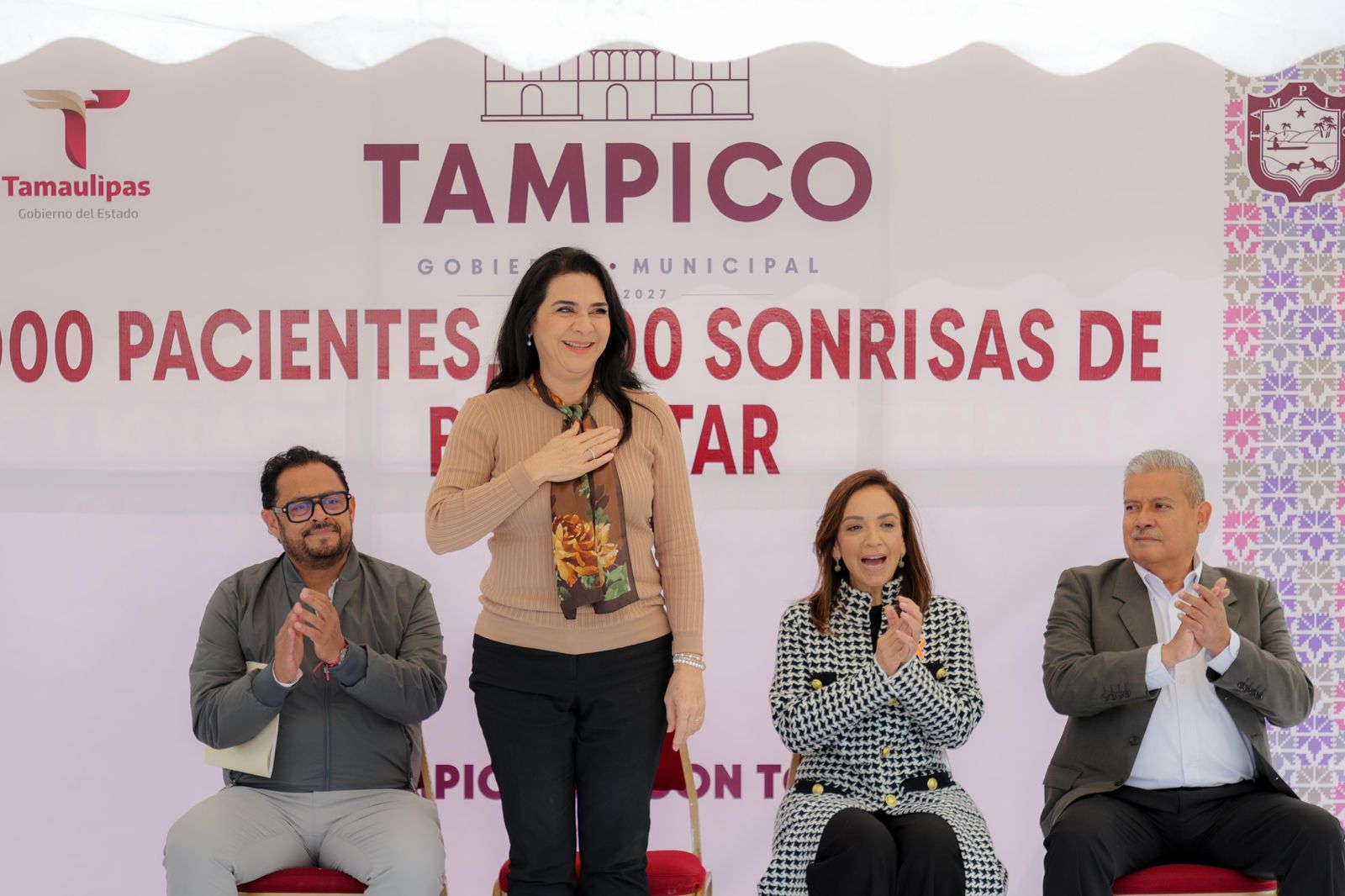 Mónica Villarreal destaca avance del programa Sonrisas del Bienestar .