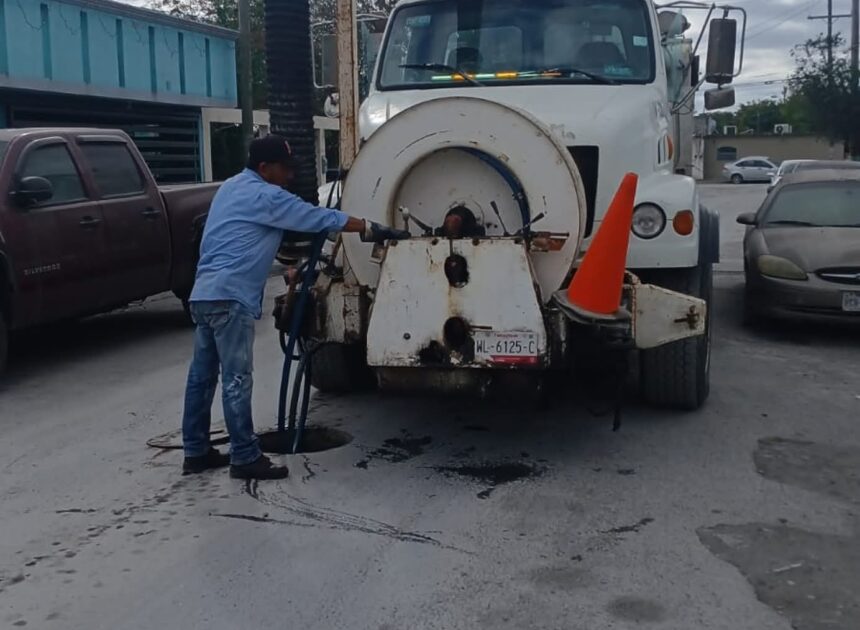 Gobierno de Beto Granados refuerza limpieza y desazolve en colonias Infonavit Buenavista y Baltazar Díaz Bazán