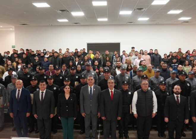 Se gradúan 41 elementos en la USJT