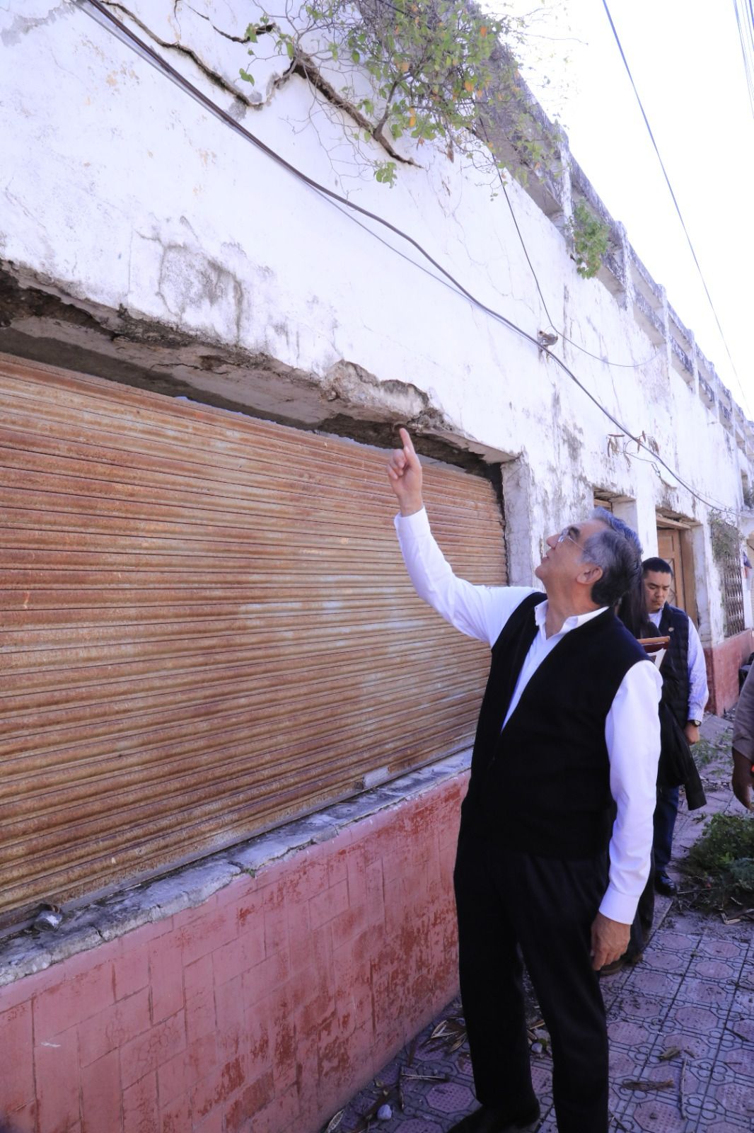 Transformará Américo edificio abandonado en modernas oficinas gubernamentales