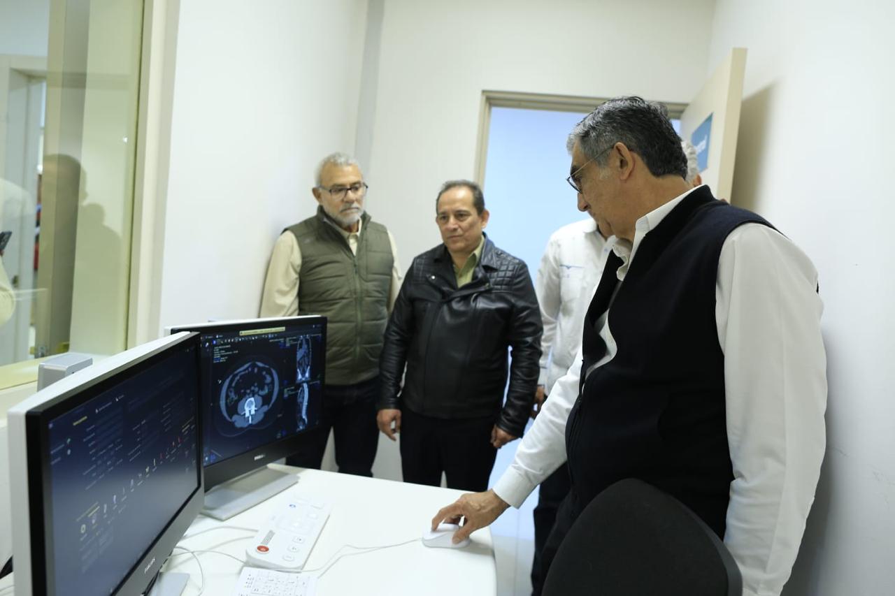 Supervisa Américo Villarreal avance y equipamiento del nuevo Hospital General de Ciudad Madero