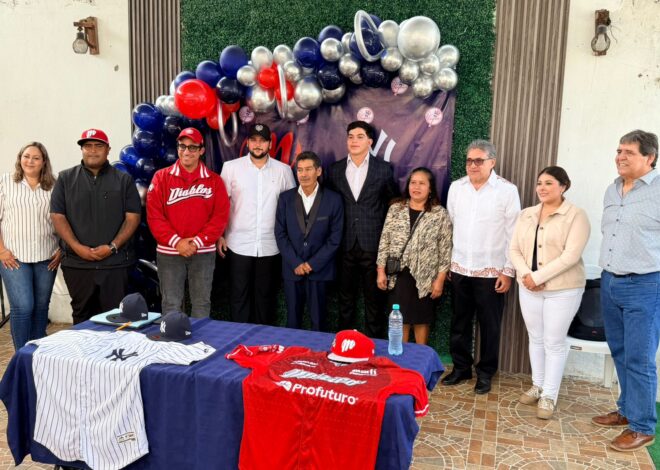 Firma joven altamirense con los Yankees de Nueva York