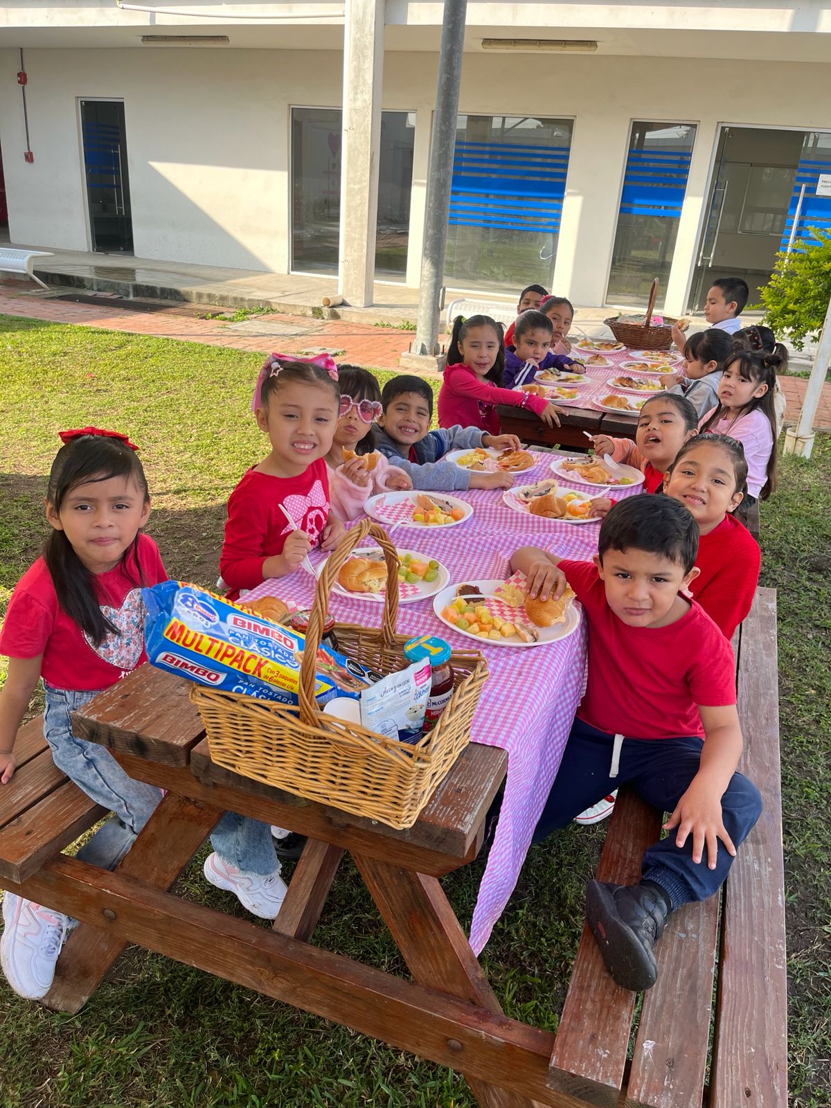 Emotiva Celebración del Día del Amor y la Amistad Desarrolla DIF Tampico en sus Espacios de Atención