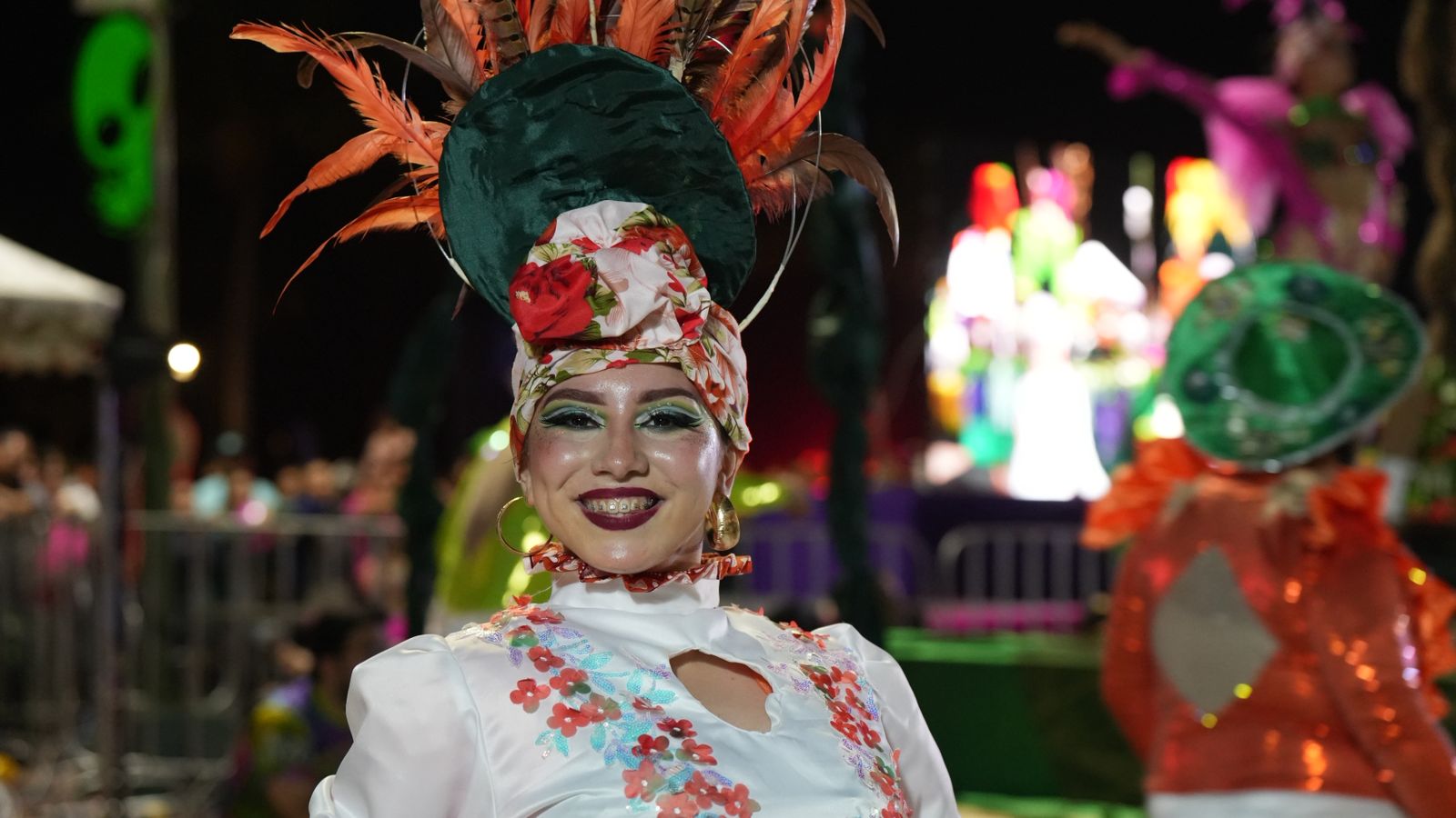 Va la Secretaría de Turismo por Patronato del Carnaval
