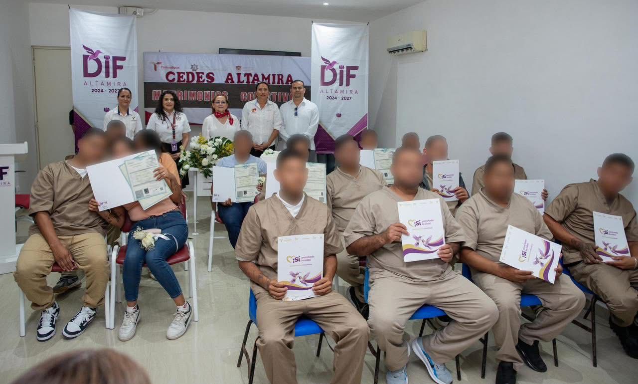 Celebran matrimonios colectivos en CEDES Altamira
