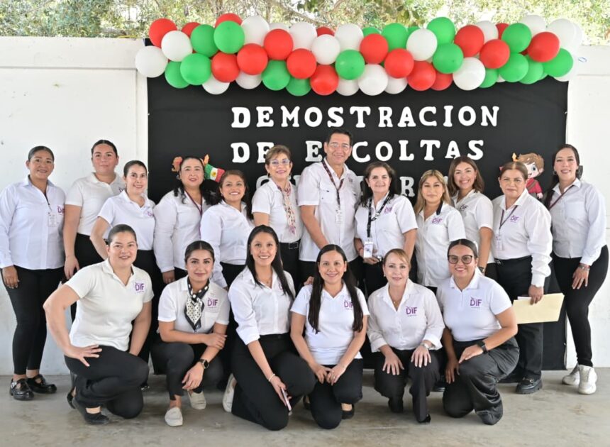 Fortalece DIF Tampico amor por la patria con Exhibición de Escoltas