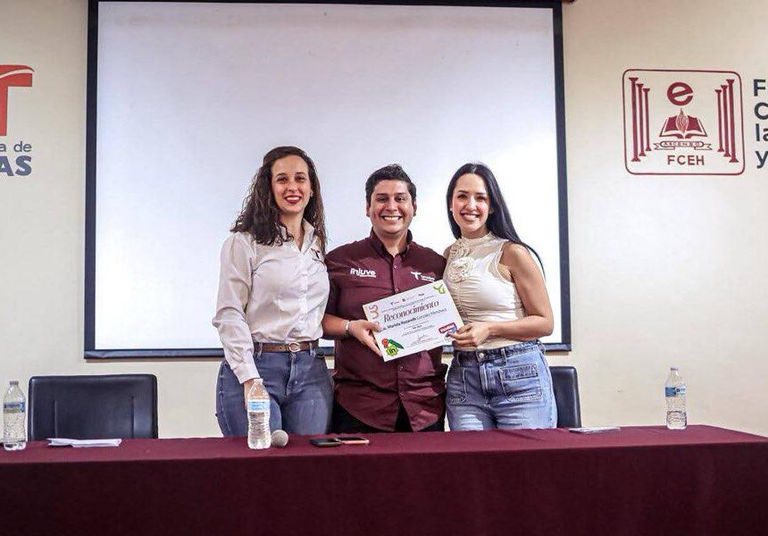 Comparten jóvenes emprendedores lecciones de éxito para inspirar a nuevas generaciones