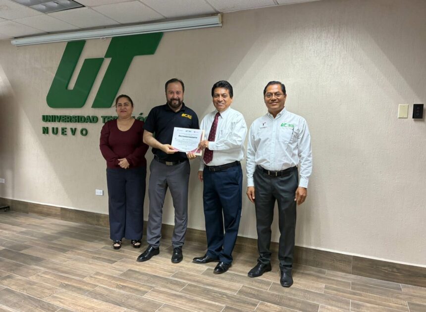 Capacita UTNL a docentes en liderazgo positivo para la mejora de la enseñanza