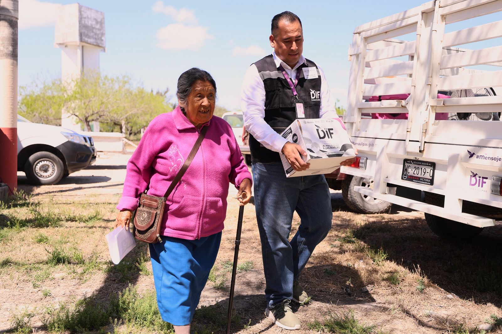 Inicia DIF Tamaulipas la primera entrega de canastas alimentarias en los 43 municipios del estado