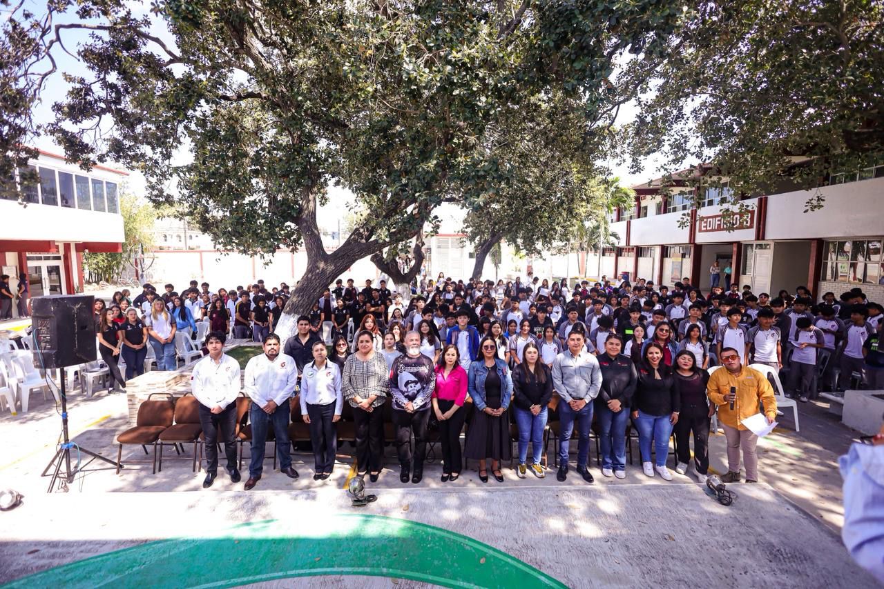 Participan más de 800 jóvenes en ciclo de conferencias “INLOVE: Más Amor Menos Riesgos”: INJUVE