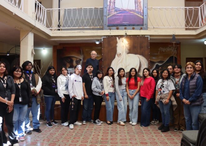 Fortalece la UPRR formación integral de sus estudiantes con visita a exposición artística