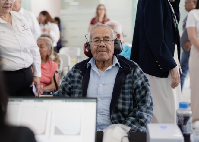 Entregan DIF Tamaulipas y Secretaría de Salud 420 auxiliares auditivos a población de 13 municipios