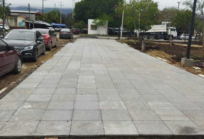 Trabaja Gobierno de Tamaulipas en transformación de la plaza “Héroes de la Independencia” en Ciudad Victoria