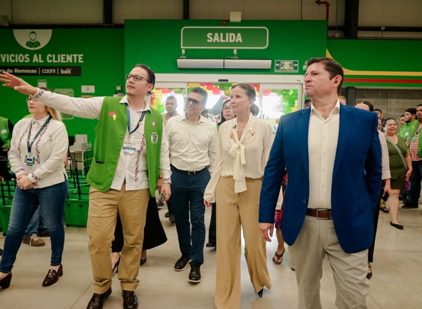 Inauguran Bodega Aurrerá Colinas en Ciudad Victoria