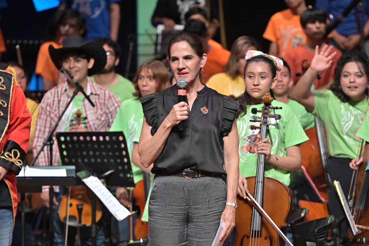 DIF Tampico Celebra a la Niñez con Emotivo Concierto «El Grillito Cantor: Un Viaje Sinfónico»