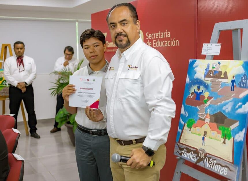 Impulsan talento e identidad entre jóvenes con Concurso Nacional de Pintura de Telebachillerato Comunitario