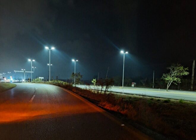 Construye Gobierno del Estado alumbrado público solar en carretera Tampico-Mante