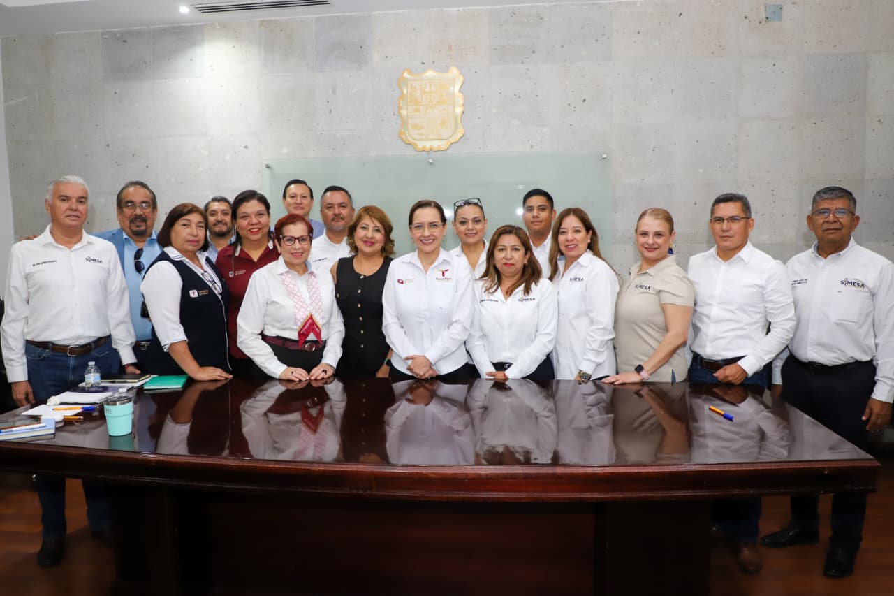 Impulsa Secretaría de Salud acuerdos para fortalecer atención médica y bienestar laboral
