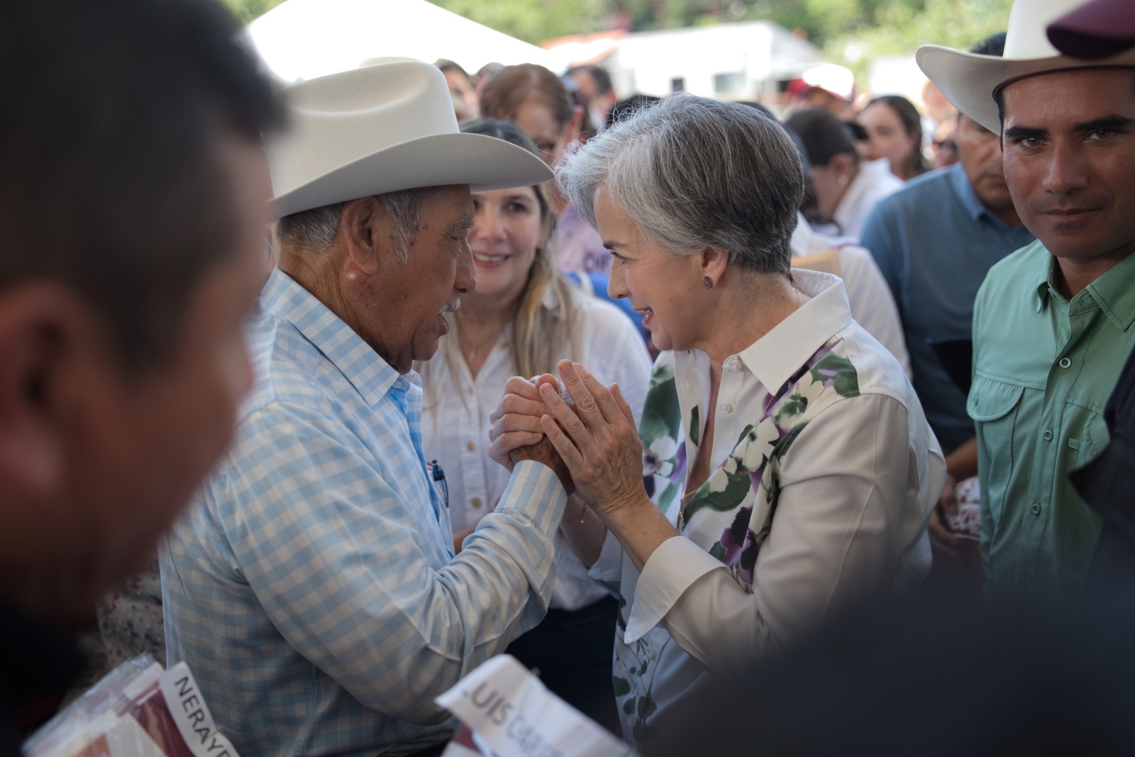 DIF Tamaulipas acerca servicios gratuitos a familias de Llera con la brigada Transformando Familias