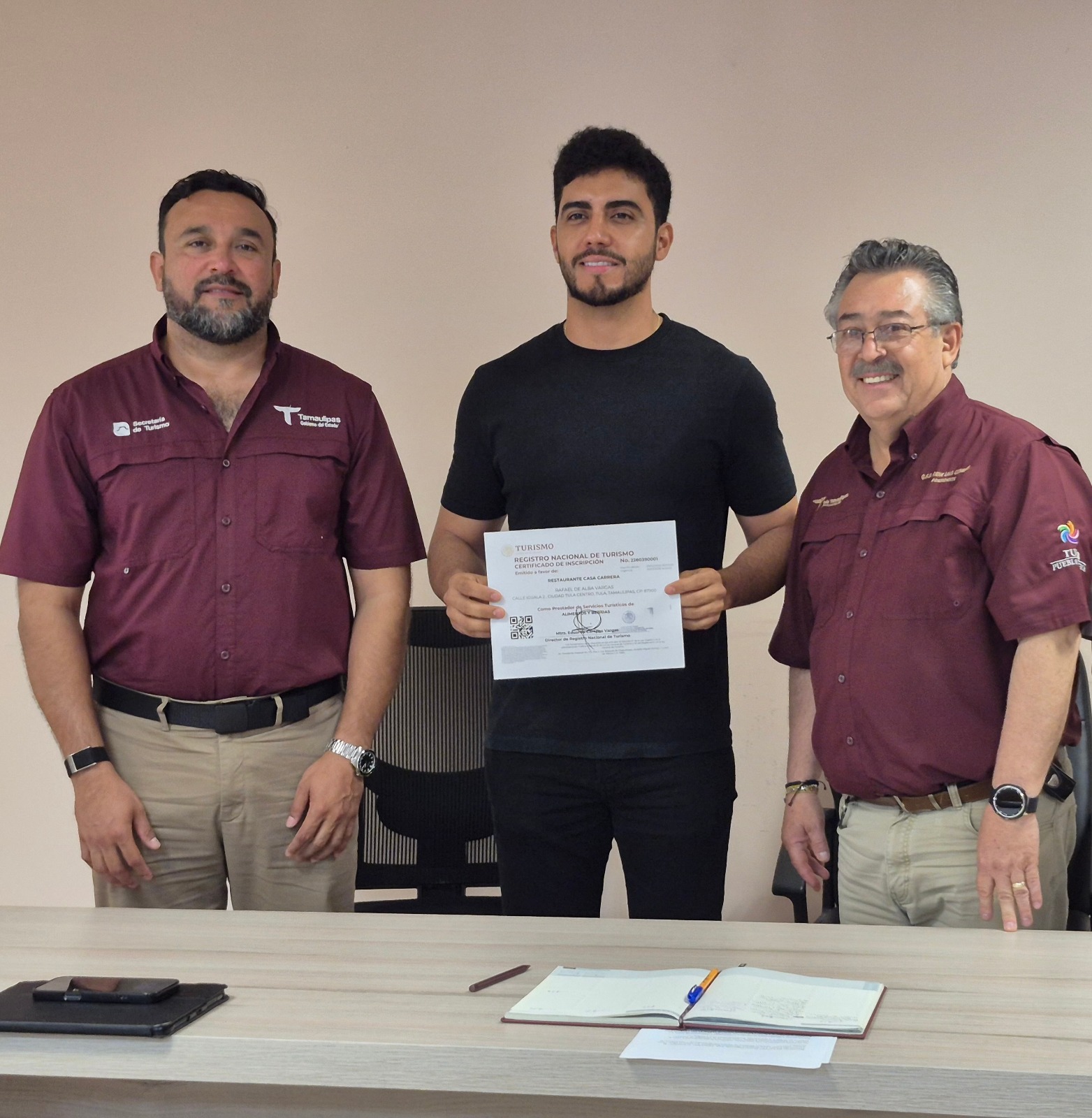 Reciben empresas de Tula distintivos «Punto Limpio»