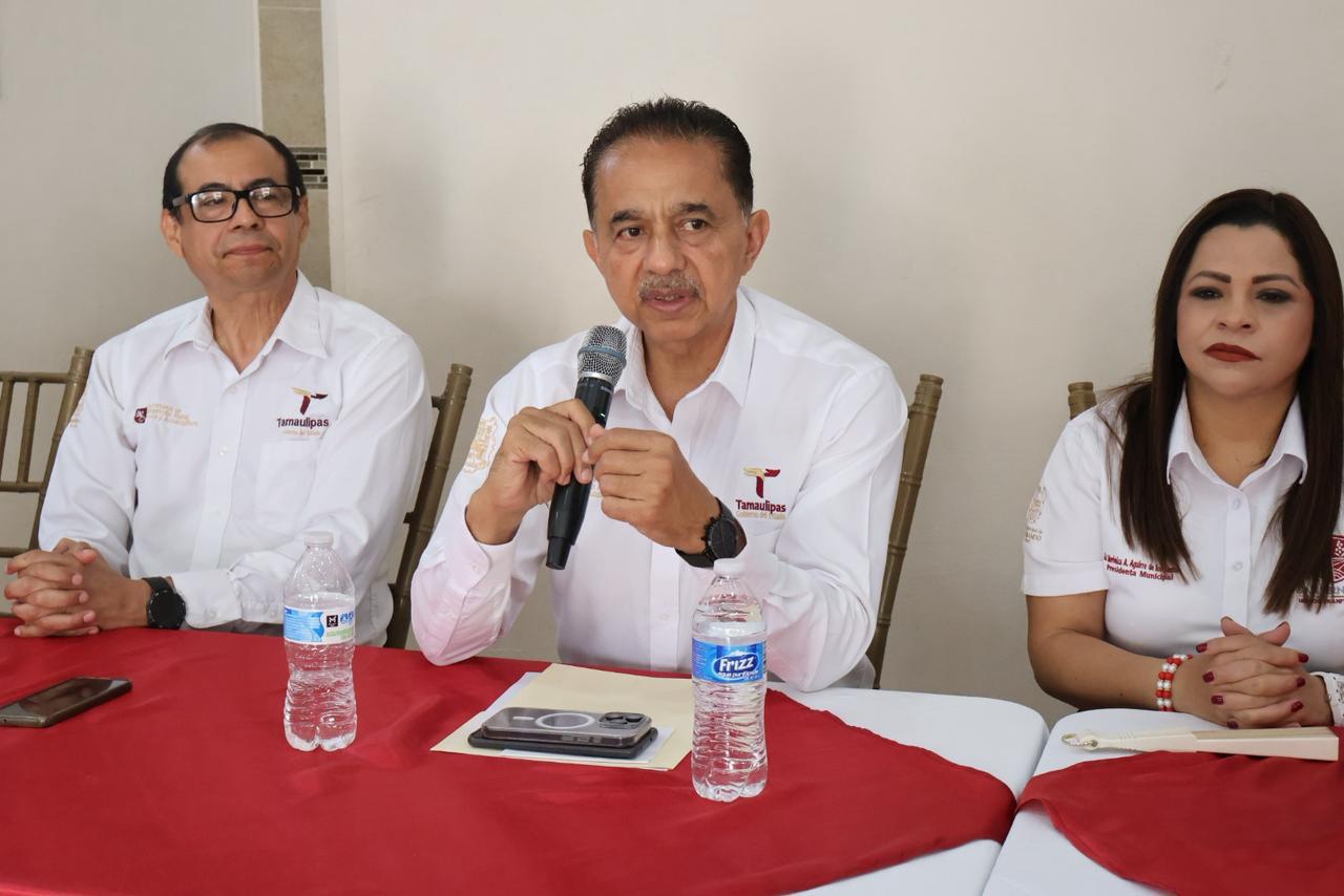 Productores pesqueros reciben orientación sobre programas de apoyo estatal