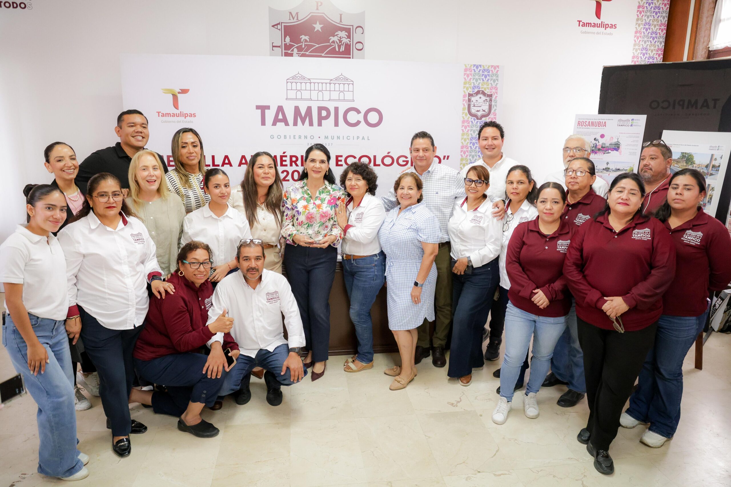 Reafirma Mónica Villarreal compromiso con el desarrollo sustentable al entregar la Medalla al Mérito Ecológico 2026