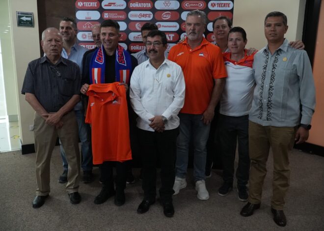 Presentan a Gabriel “El místico” Pereyra como nuevo D. T. del Correcaminos