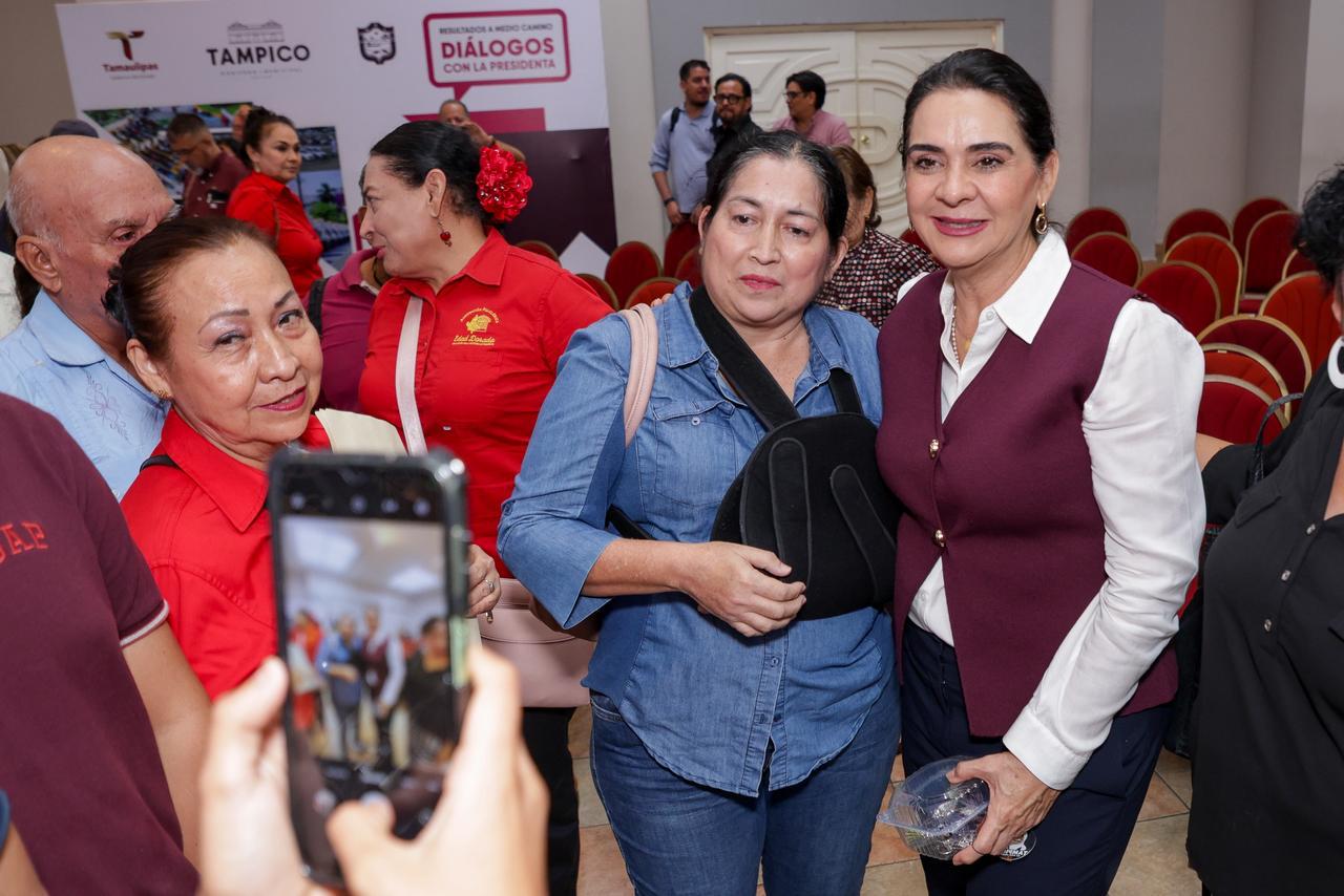 Presenta Mónica Villarreal balance de gobierno al sector artístico y cultural de Tampico